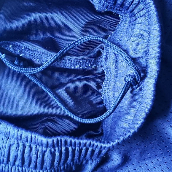 And 1 Mesh Men's Navy Blue Basketball Shorts Size L - Picture 9 of 9